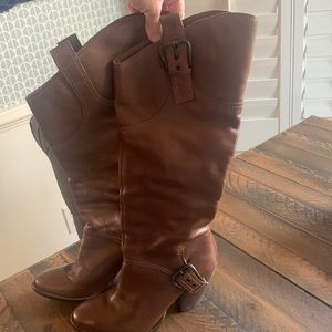 Quaid leather brown boots use 6.5
